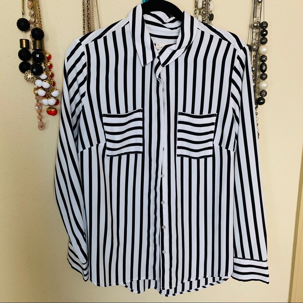 Cute Black and White Striped Blouse